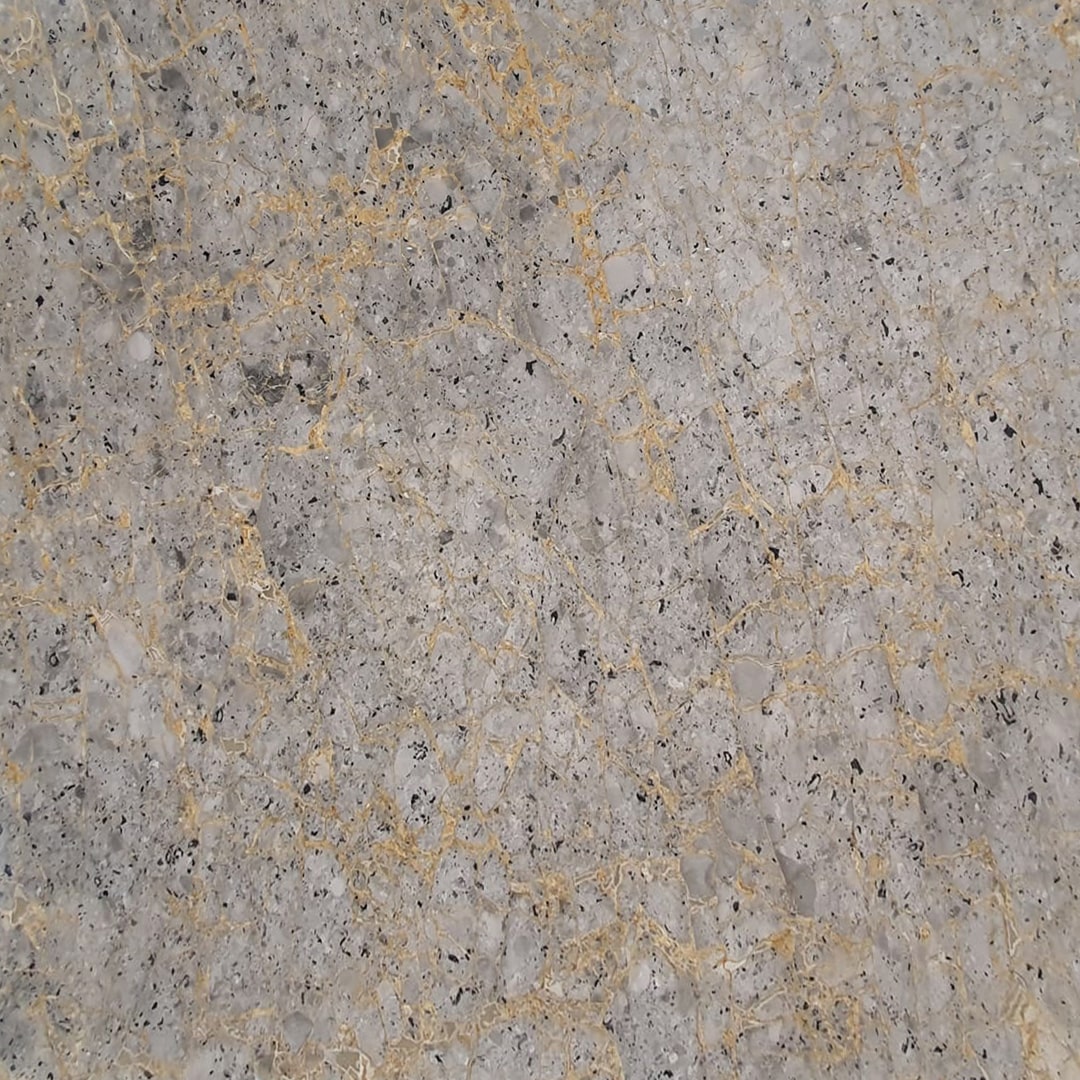 GOLDEN BRECCIA